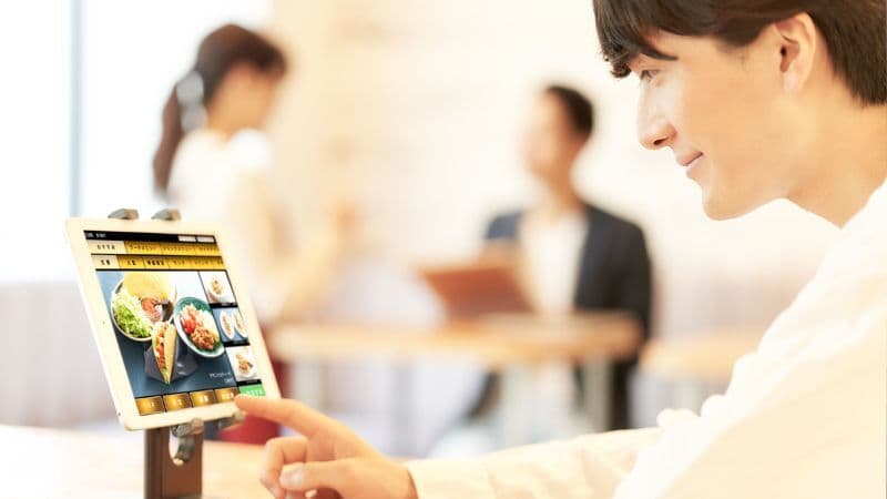 Hệ thống セルフオーダーシステム (Self-Order System) là gì?